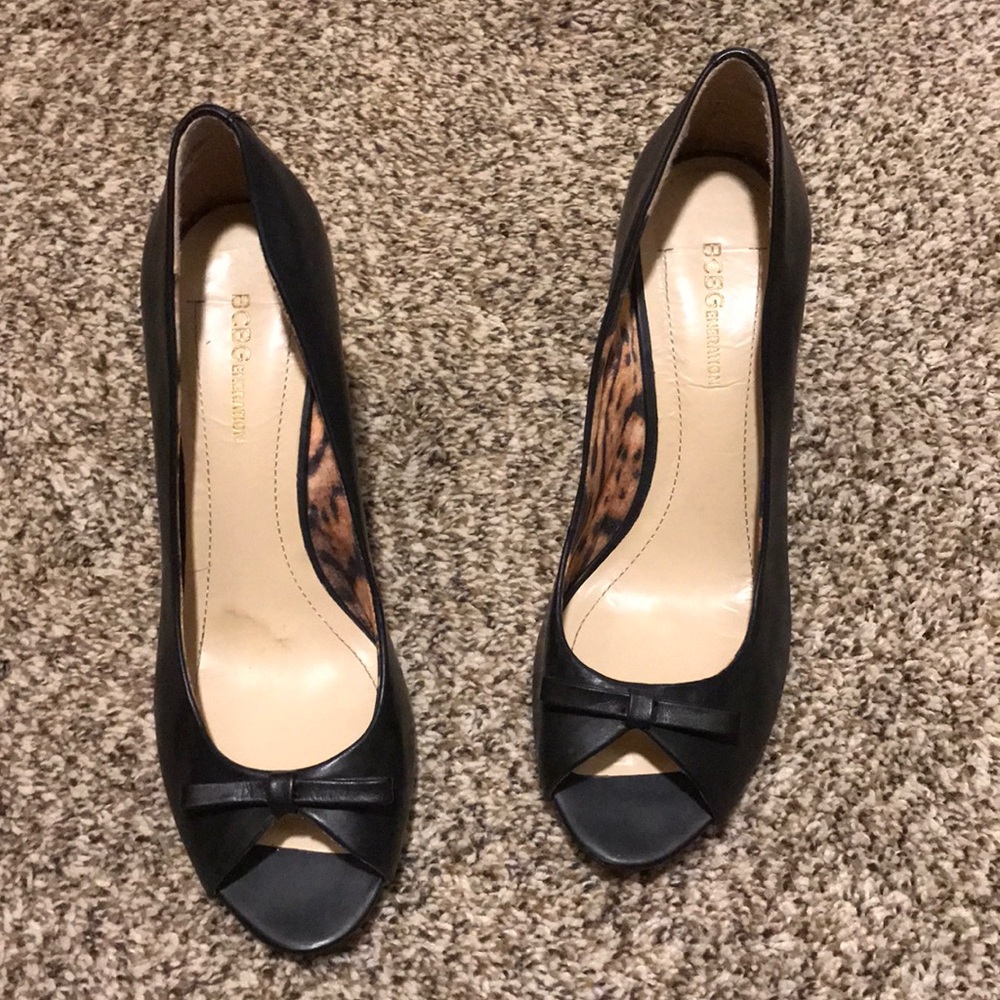 BCBG wedges